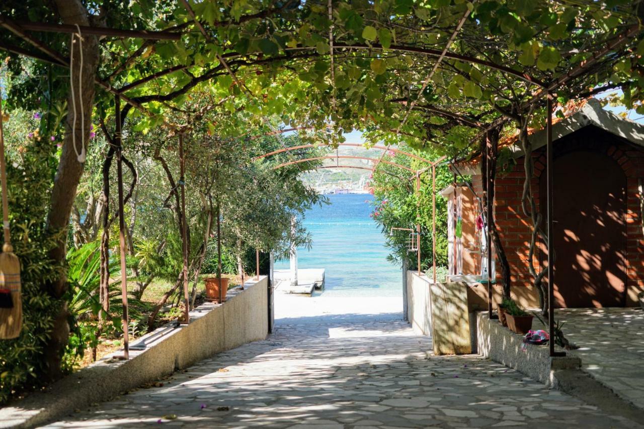 Apartment Villa Bralo Trogir Bagian luar foto