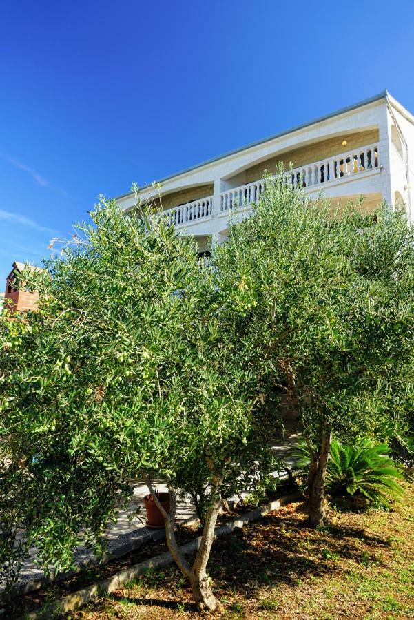 Apartment Villa Bralo Trogir Bagian luar foto